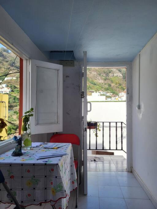 Casa En Teror Centrica Turismo De Ciudad Y Bosques Appartement Buitenkant foto